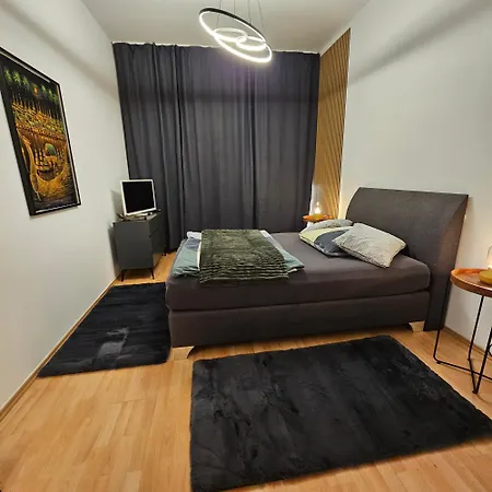 Apartment Sweet B27